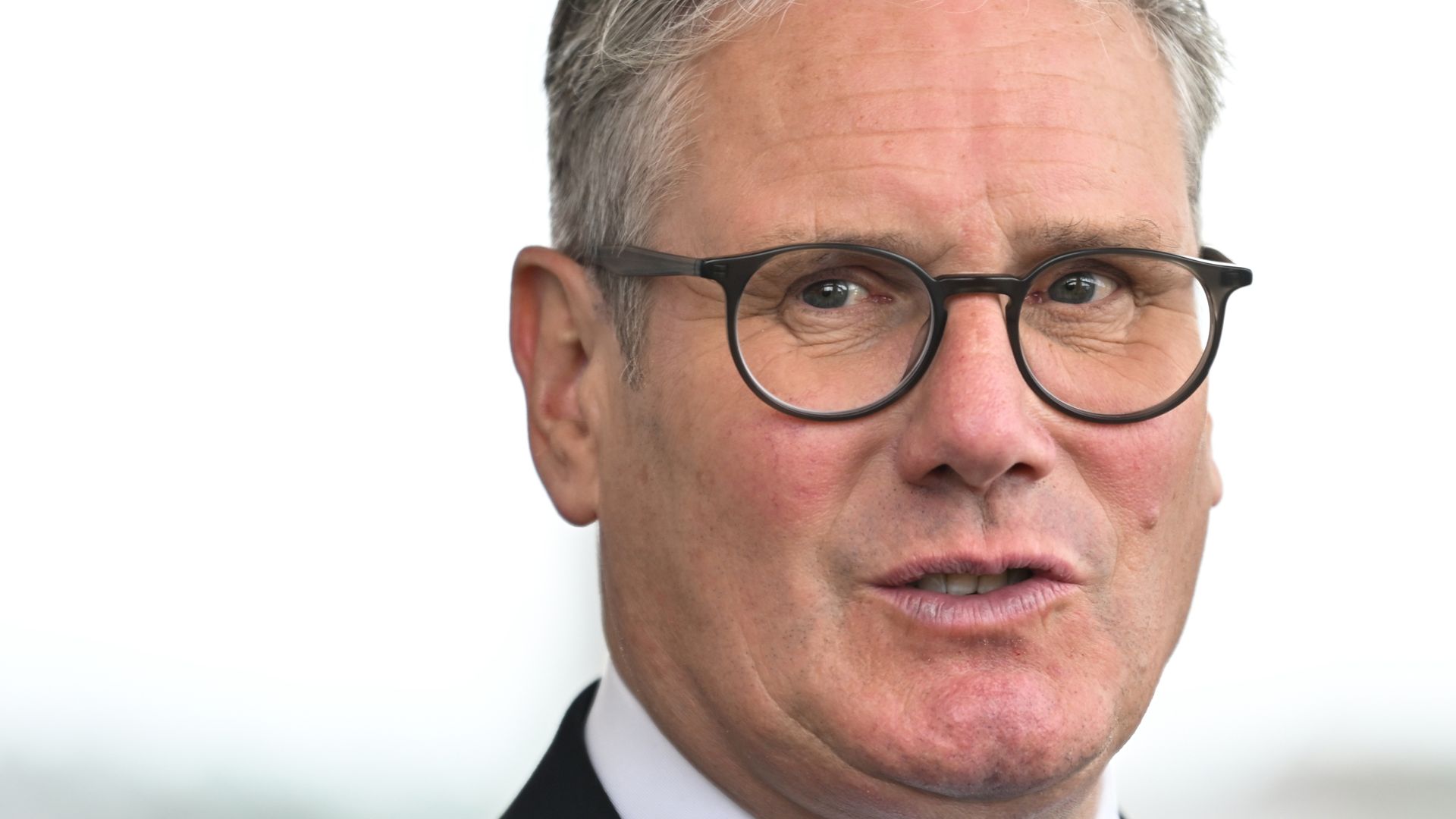 Revealed: The frantic phone calls Starmer’s team are making to stop rebellion that could defeat him