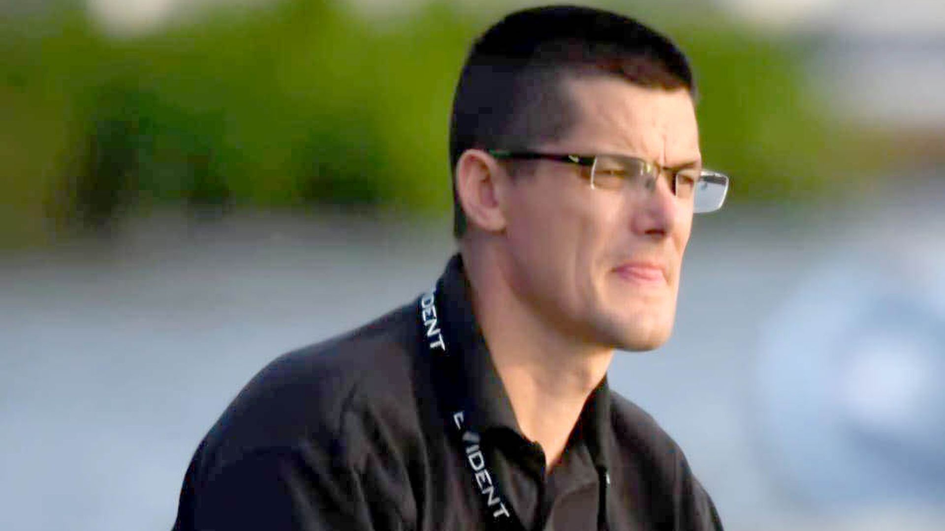 Powerboat driver dies after crashing into a houseboat during race